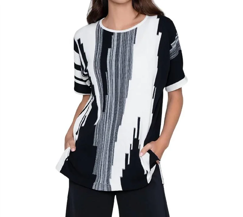 Urban Femme Streetwear Instant Chic Sweater In Black/soft White