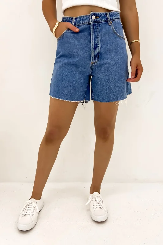 Sophisticated Style 90's Relaxed Short River Blue