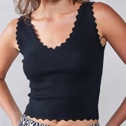 Crazy Discounts, Hurry Up Women's Scalloped Rib Knit Cropped Tank in Black