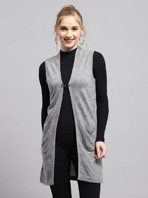 Trendsetter's Closet Women Grey Self Design Front Open Sleeveless Cardigan