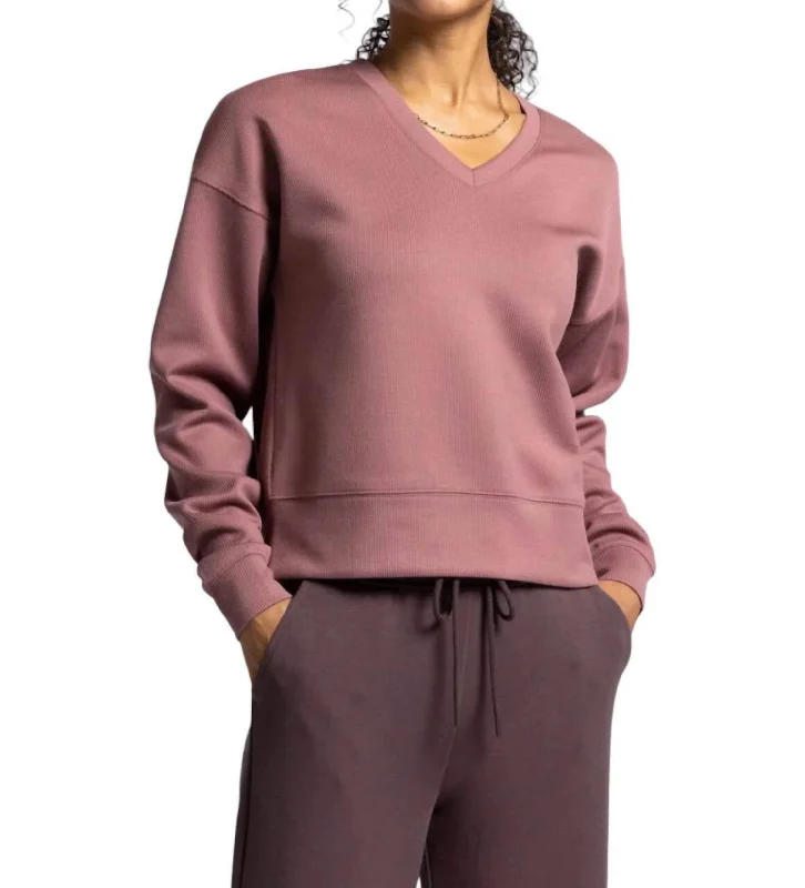 Premium Style Martina V-Neck Pullover Sweater In Rose Brown