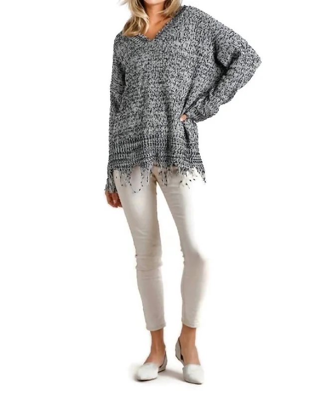 Eclectic Style Wardrobe Frayed Knit Pullover Sweater In Oreo