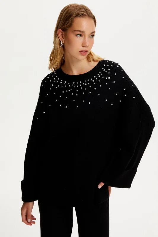 Season Appropriate Women's Collection Crystal Stone Detailed Knit Sweater