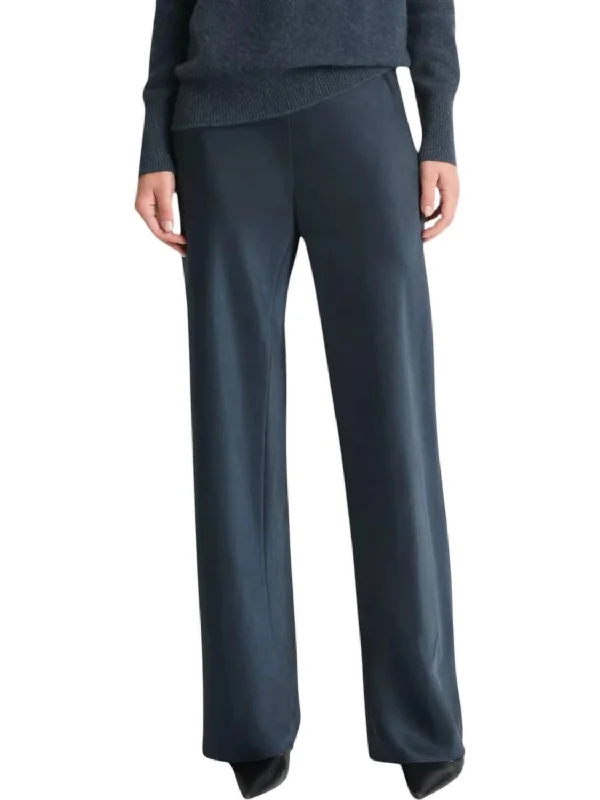 Chic Allure Fluid Bias Pants In Dark Tide