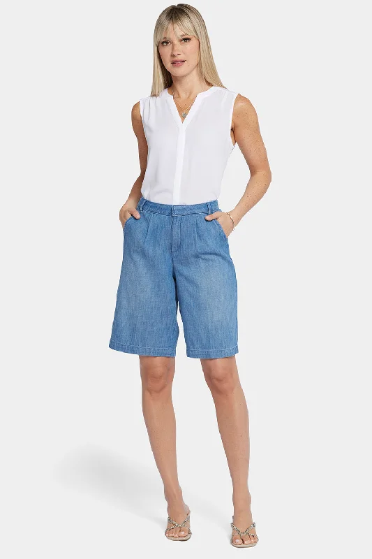 Minimalist Office - Ready Style Relaxed Bermuda Denim Shorts - Corfu