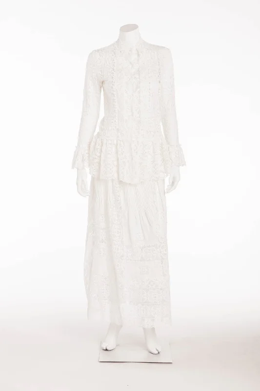 Latest Trends Oscar De La Renta - 2PC White Lace Long Sleeve Snap Button Top with Skirt - US 6