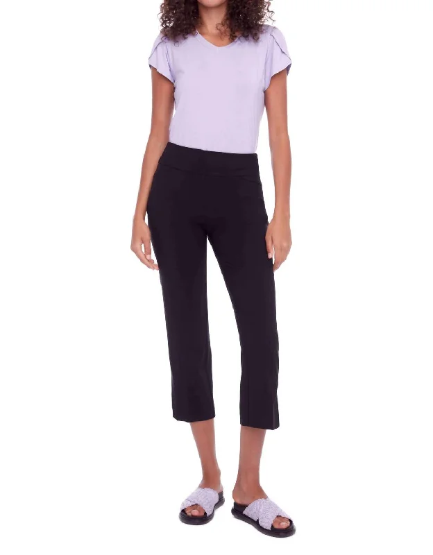 Trendy Attire For Her Solid Palermo Cropped Pant In Black