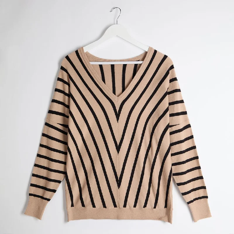 Comfortable Chic Ex Store Ladies Chevron Vneck Jumper