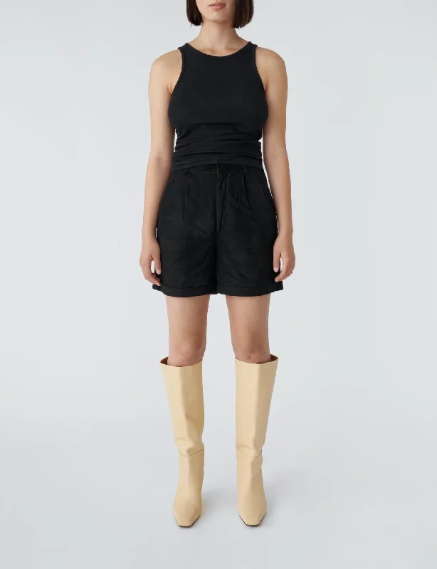 Sophisticated Fashion Suzy Suede Shorts In Black