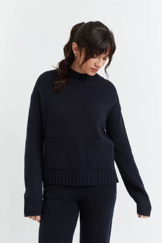 Trendy And Individual Women's Fashion Navy Cashmere Patch Pocket Sweater